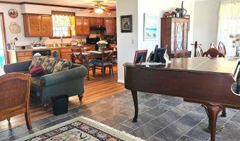 5459 Highway 2, Bascom, FL 32423