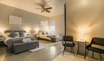 5735 University Blvd SE, Albuquerque, NM 87106