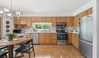 847 E WINDFIELD Pl, Appleton, WI 54911