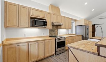 253 Hanaford Rd, Blanchard, ID 83804