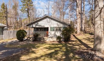 215 Cedar Ln, Arden, NC 28704