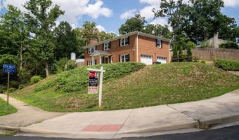 5012 LARNO Dr, Alexandria, VA 22310