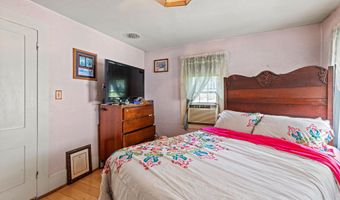 96 French St, Acton, ME 04001