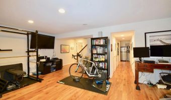 6153 SUMMER PARK Ln, Alexandria, VA 22315