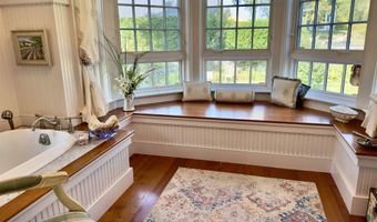 89 Chestnut Hill Rd, Amherst, NH 03031