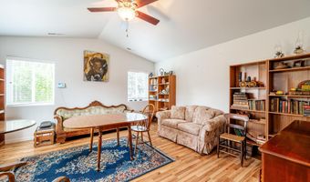 53 Kelly Ln, Dayton, WY 82836