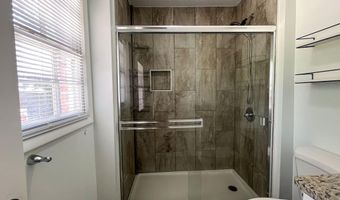 2300 Arbor Dr, Biloxi, MS 39531