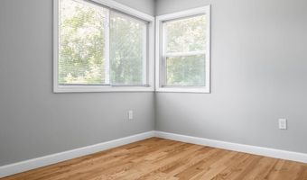 20 Maple Ct, Hopkinton, RI 02804