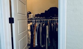 7406 Hadnot St, Las Vegas, NV 89166