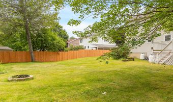 95 Yankee Ave, Bangor, ME 04401