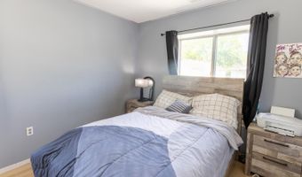 2604 Madaline Dr, Avenel, NJ 07001