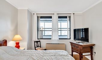 8 Whittier Place 4J, Boston, MA 02114