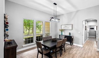 156 Crescent Rdg, Adkins, TX 78101
