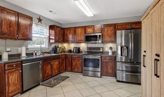 531 Plantation Creek Dr, Boiling Springs, SC 29316