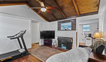 553 Ship Ave, Beachwood, NJ 08722