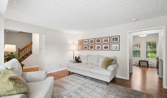 4352 Plymouth Rock Ct, Columbus, OH 43230