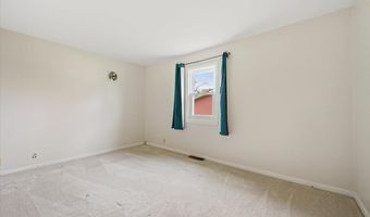 1112 Elkhorn St, Belle Fourche, SD 57717