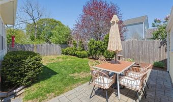 100 Hope St, East Providence, RI 02916