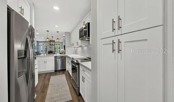 10 Johnston Way Suite F, Bluffton, SC 29910