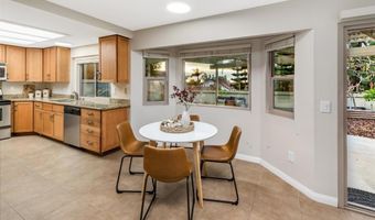 7033 Ivy St, Carlsbad, CA 92011