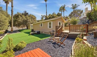 2110 Campo Pl, Escondido, CA 92027