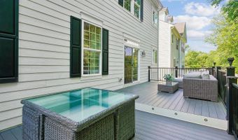 6685 JESSAMINE Ct, Annandale, VA 22003