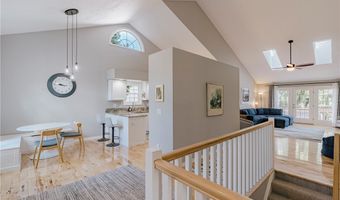 480 Glen Hollow Cir, Aurora, OH 44202