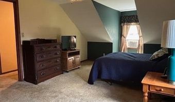 43618 Carla Dr, Paw Paw, MI 49079