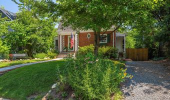 5706 9TH Rd N, Arlington, VA 22205