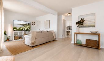 65 Peddlars Dr 65, Branford, CT 06405