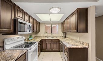 463 S OLMO Cir, Apache Junction, AZ 85120