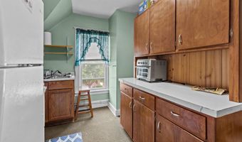 318 W BREWSTER St, Appleton, WI 54911