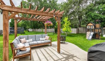 2826 SW Village Cir, Ankeny, IA 50023