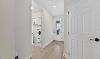 5451 DEL CORONADO Dr, Apollo Beach, FL 33572