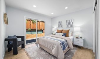 517 Sumner Ave, Aptos, CA 95003