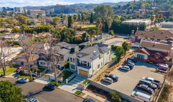 16846 Addison St, Encino, CA 91436