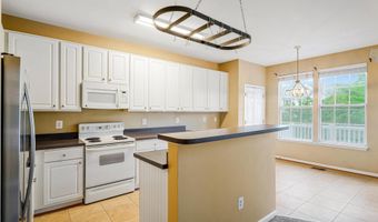 43191 RIDERS Sq, Broadlands, VA 20148