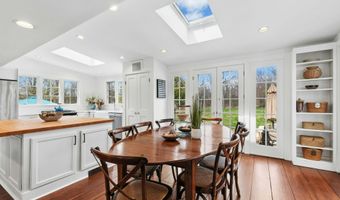 561 Middlesex Rd, Darien, CT 06820