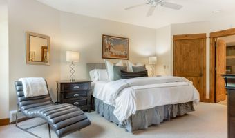1087 Bachelor Ridge Rd 203, Avon, CO 81620