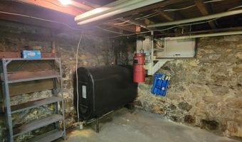 951 Gage St, Bennington, VT 05201