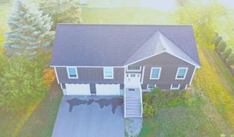 19 Virginia Ln, Bangor, ME 04401