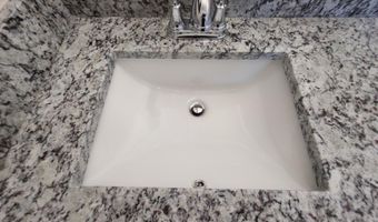 9932 Edie Pl, Socorro, TX 79927