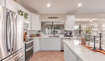 10951 W IVORY Ln, Avondale, AZ 85392