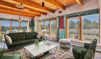 77 North Rd, Carson, NM 87517