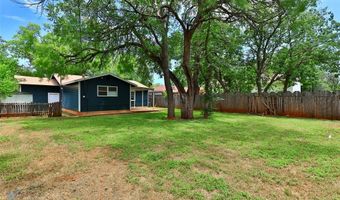 726 Woodlawn Dr, Abilene, TX 79603