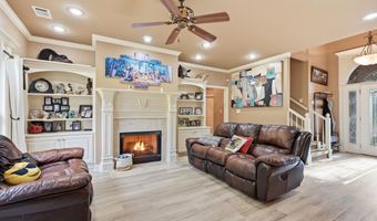 7426 Peach Blossom Dr, Benton, AR 72019