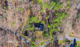 1211 Canterbury Trl, Asheboro, NC 27205