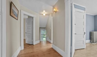 12 E Summer St, Bangor, ME 04401