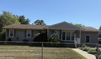 38 Edison St, Bayville, NJ 08721