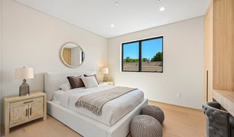 16728 Morrison St, Encino, CA 91436